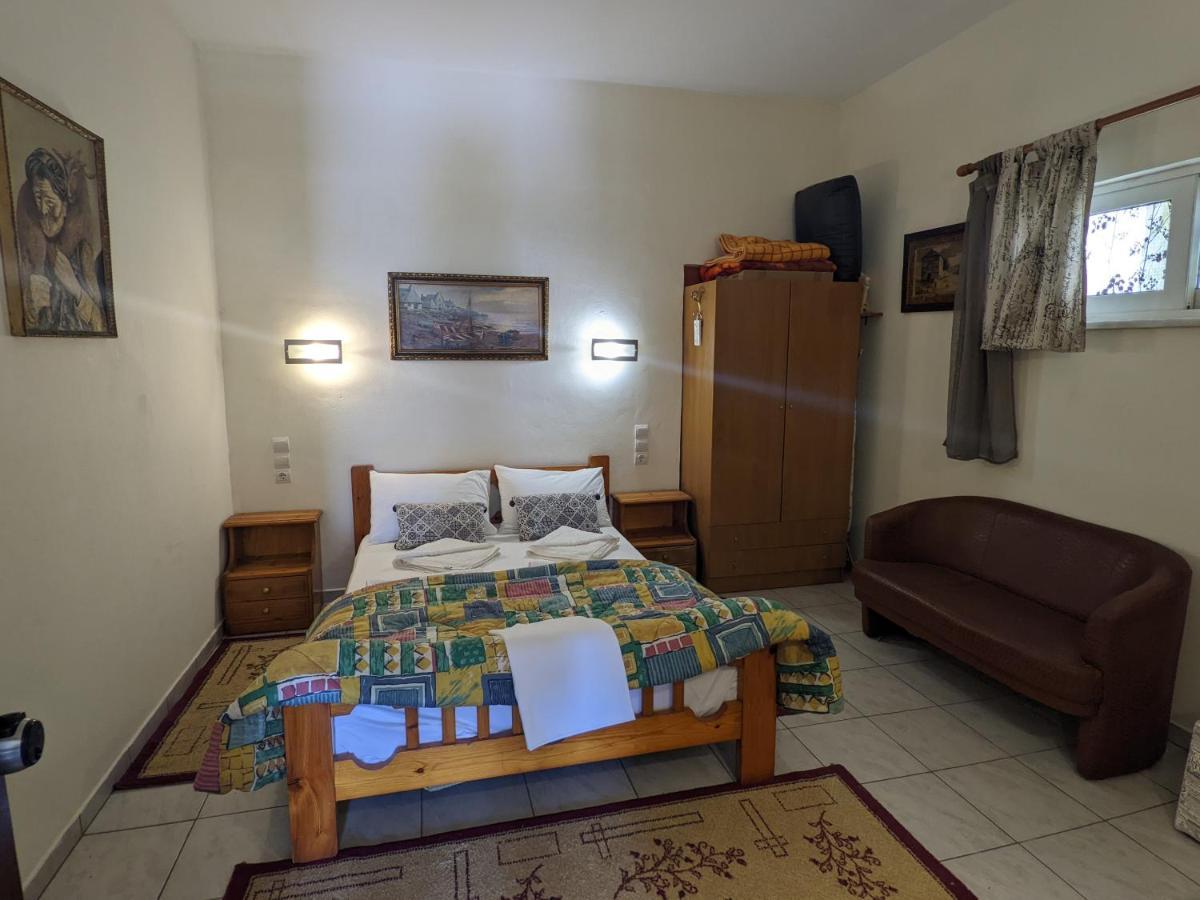 Modern 1-Bedroom With Bbq & Roof Garden Near Beach スタロス エクステリア 写真