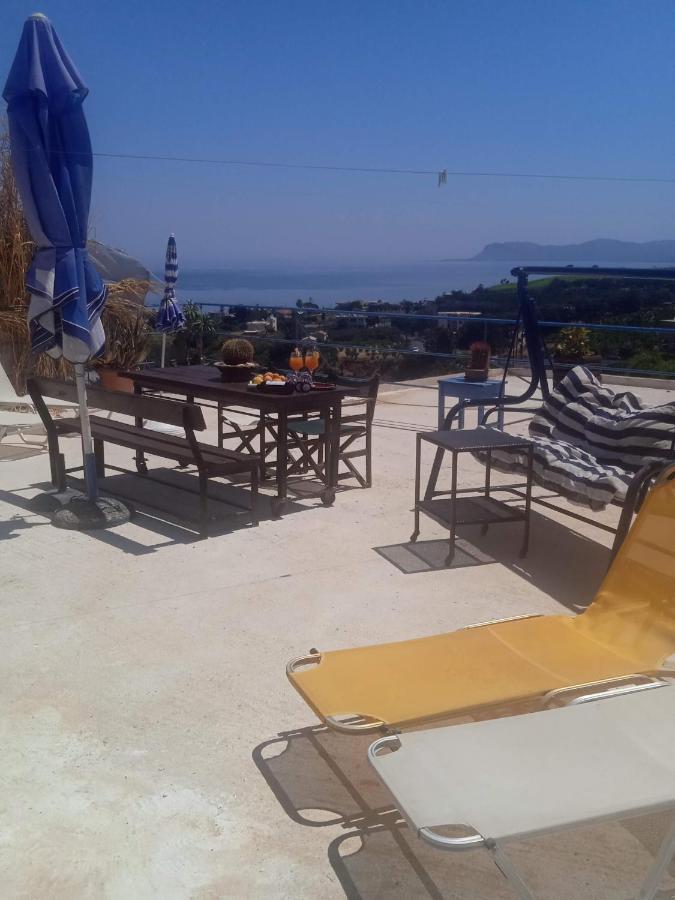 Modern 1-Bedroom With Bbq & Roof Garden Near Beach スタロス エクステリア 写真